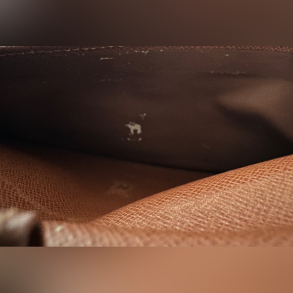 LOUIS VUITTON MONOGRAM CANVAS PORTE TRESOR INTERNATIONAL WALLET - Picture 6 of 12